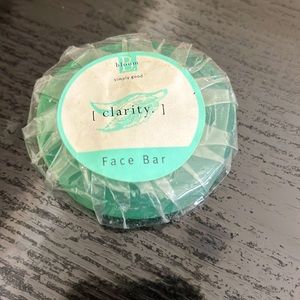 Clarity face bar “ Bloom”. NWOT